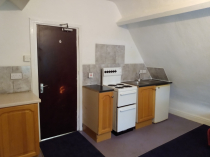 Room with own kitchen unit for rent, Glyn Ave (1-6)