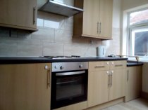 2/3 bedroom flat for rent, St. Mary`s Rd, Doncaster Top Floor
